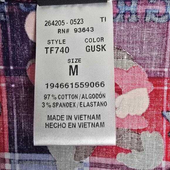 NWT Disney Mens Medium Grumpy Print 3-Pocket Scrub Top Tooniforms by Cherokee - Picture 16 of 16